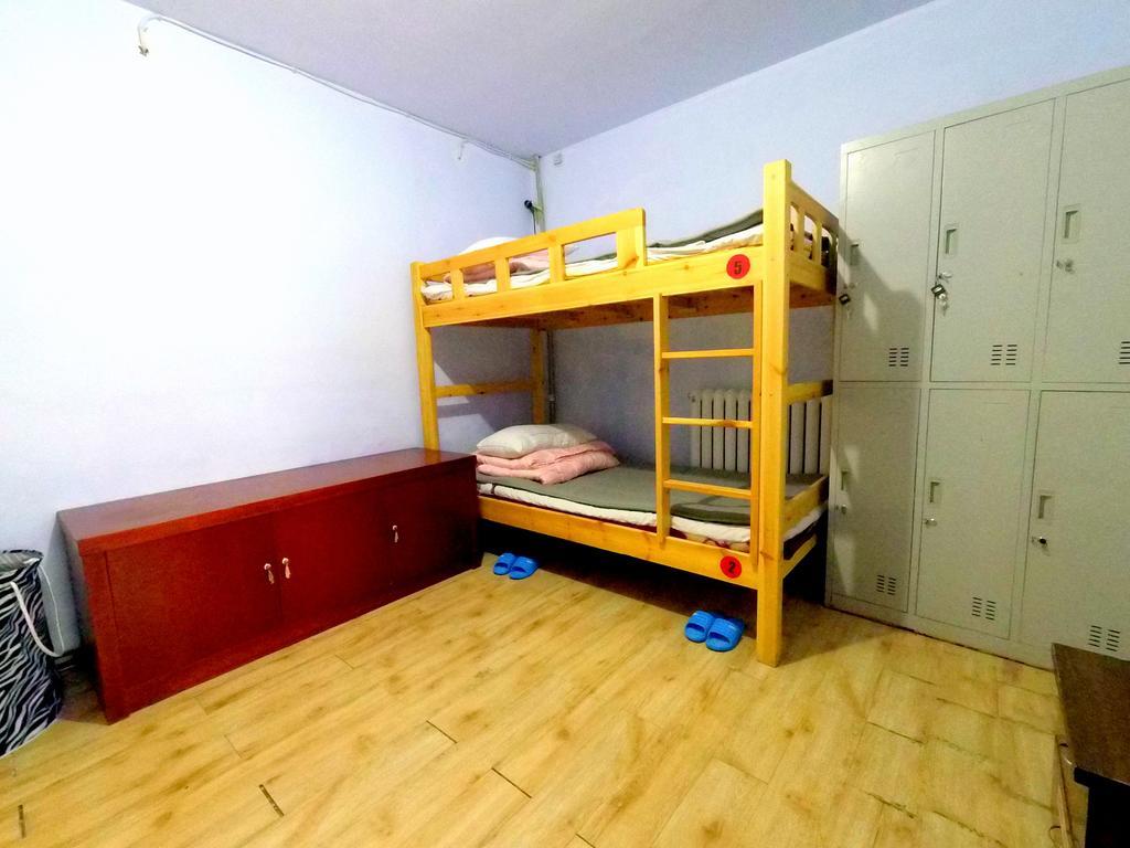 First Met Backpackers Hostel Csengtö Kültér fotó