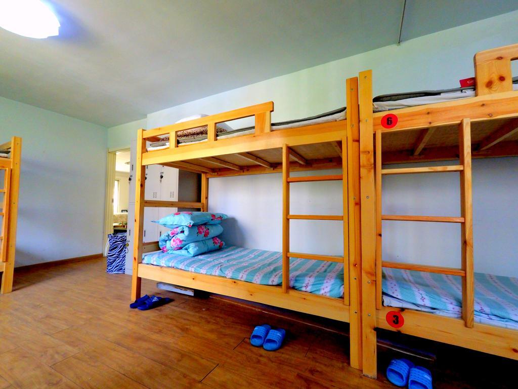 First Met Backpackers Hostel Csengtö Kültér fotó