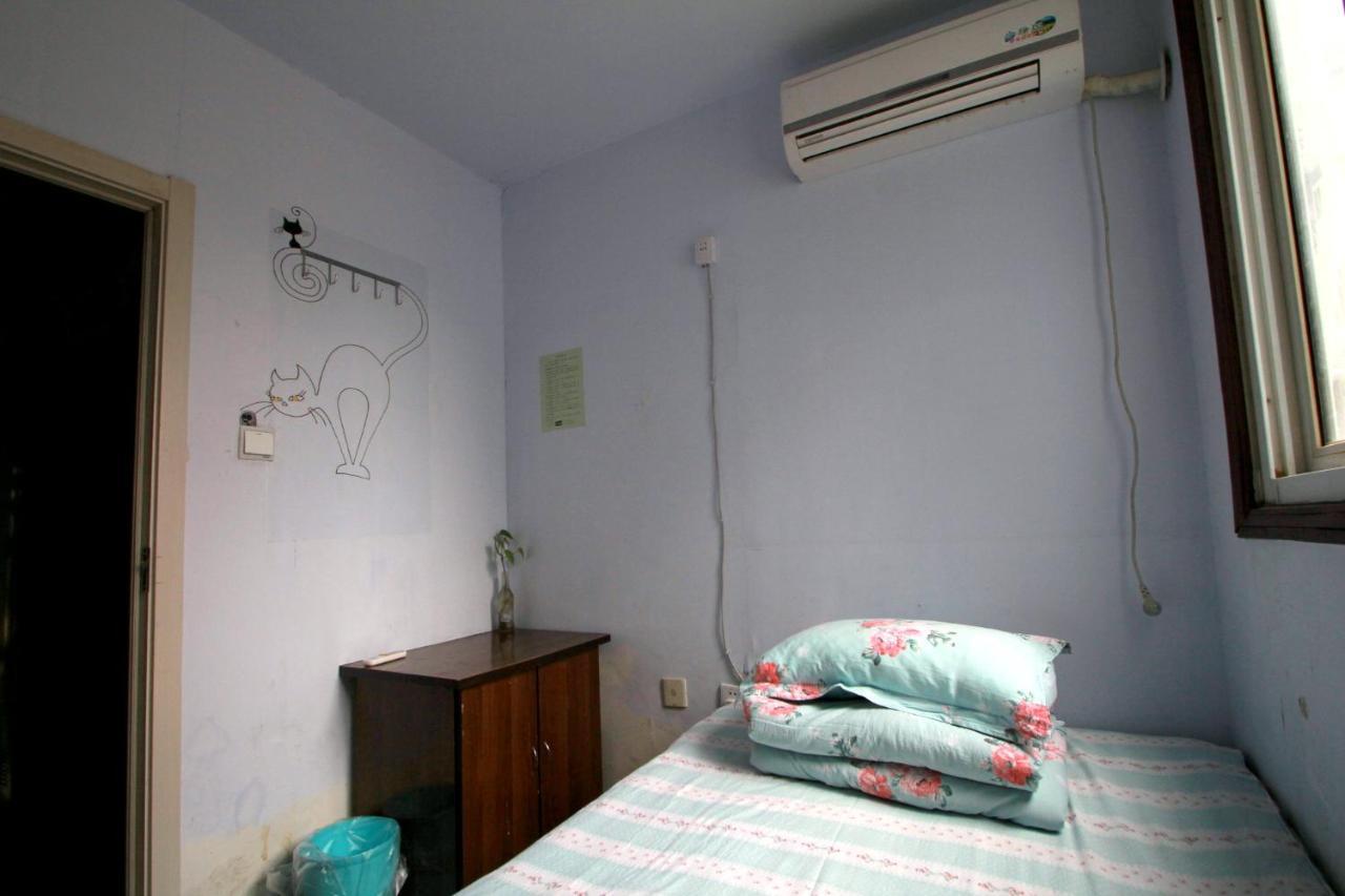 First Met Backpackers Hostel Csengtö Kültér fotó